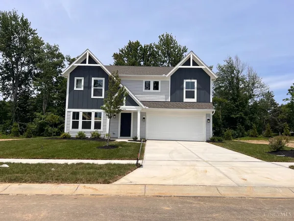$481,900 | 1204 Buxton Oaks Drive, Amelia, OH 45102