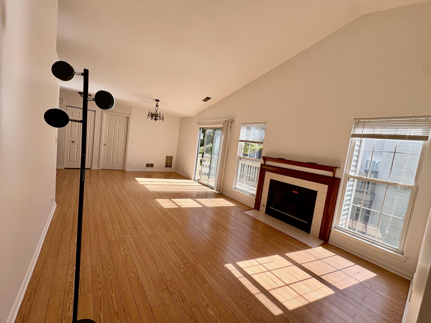 730 Ripple Brook Lane Elgin, IL 60120 - Photo 3 of 19 Gallery Image 3