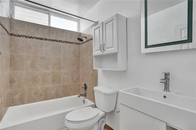 $1,700 | 1400 Pennsylvania Avenue, Unit 40, Miami Beach, FL 33139