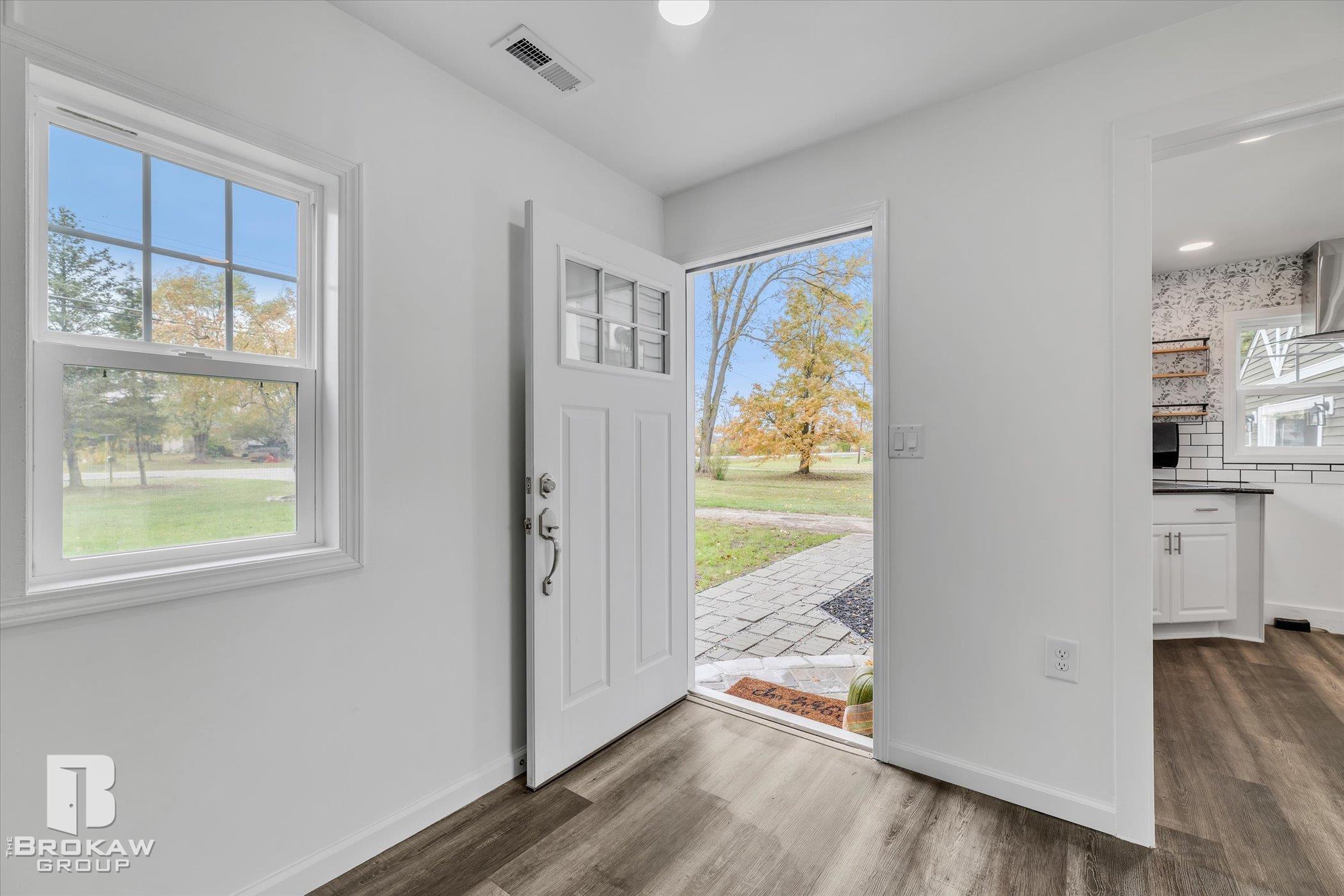 7282 North Jennings Road Mount Morris, MI 48458 - Photo 8 of 49 50093577-7.JPG