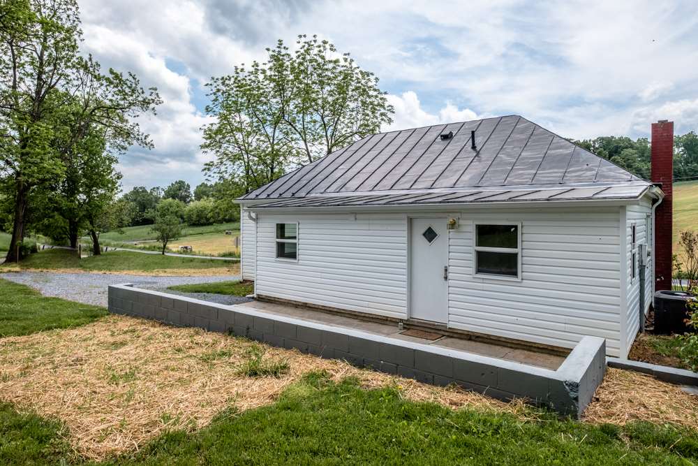 1085 Mt Solon Road Mount Solon, VA 22843 - Photo 27 of 29 Gallery Image 27