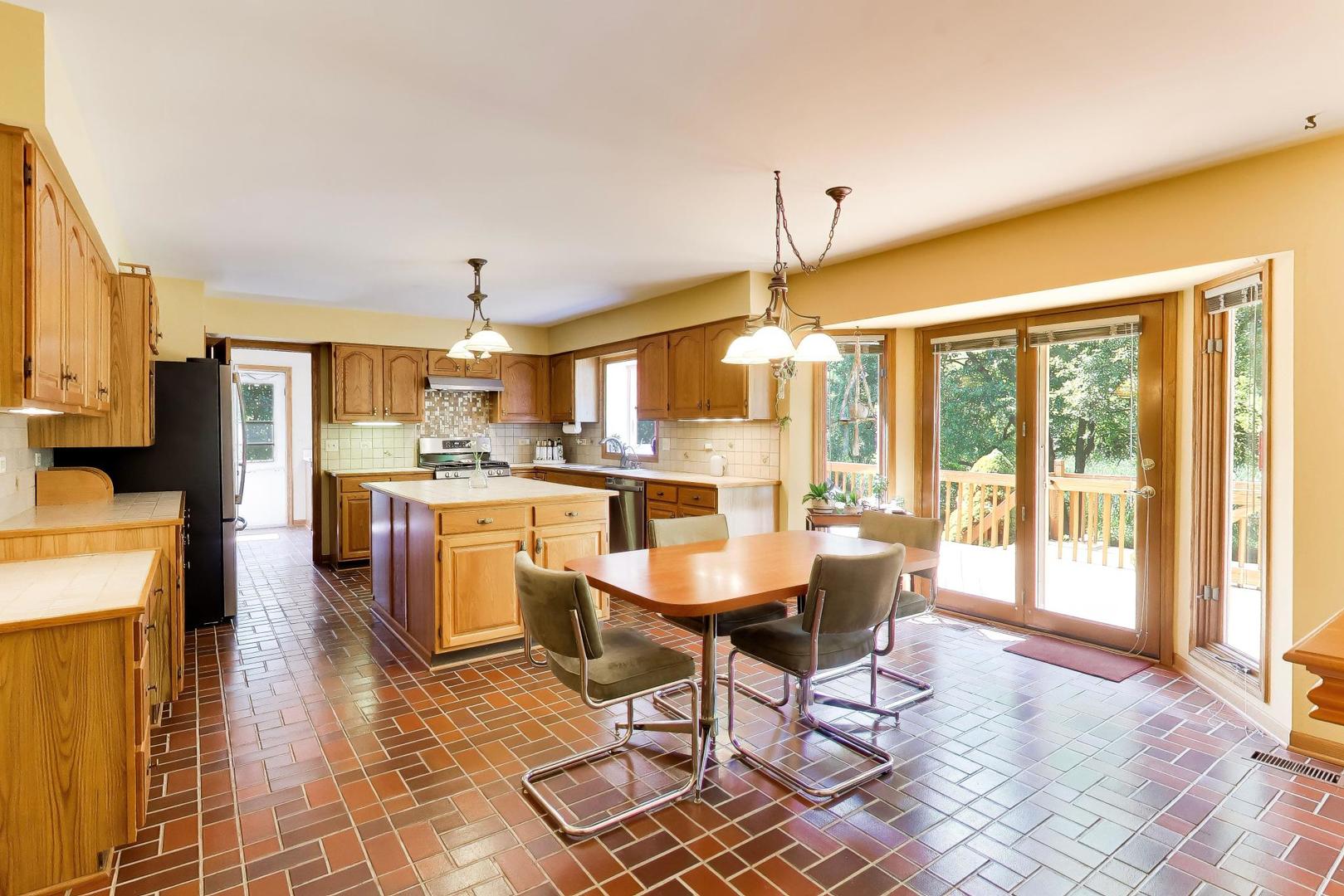 21766 West Hidden Valley Road Kildeer, IL 60047 - Photo 16 of 58 Gallery Image 16