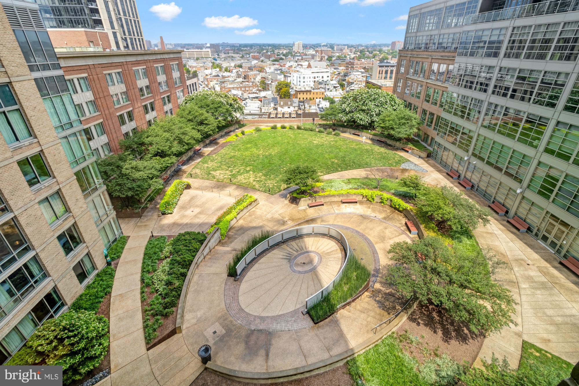 675 President Street, Unit 1406 Baltimore, MD 21202 - Photo 29 of 30