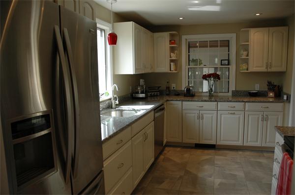 205 Clark Road Plymouth, MA 02360 - Photo 5 of 16 Gallery Image 5