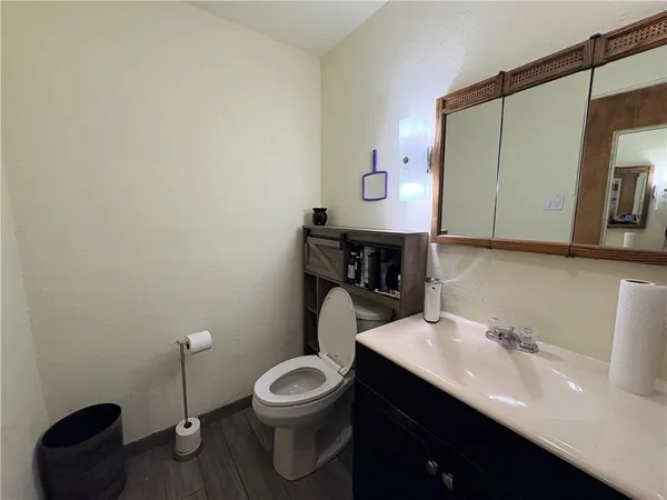 $179,900 | 562 Firethorne Drive, Monroeville, PA 15146