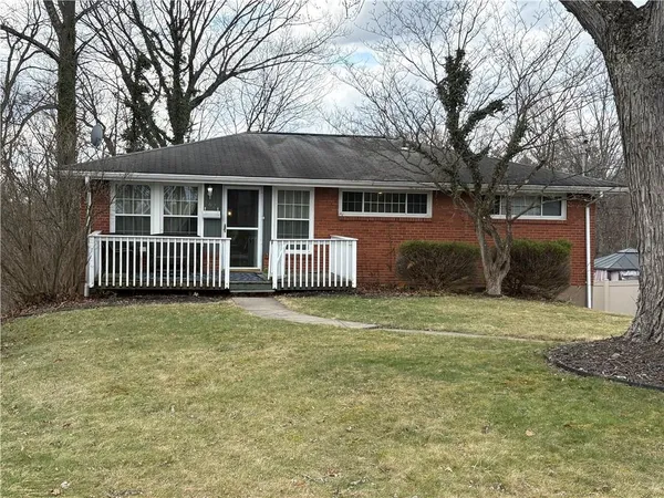 $179,900 | 562 Firethorne Drive, Monroeville, PA 15146
