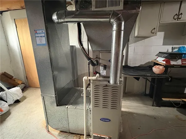 $179,900 | 562 Firethorne Drive, Monroeville, PA 15146