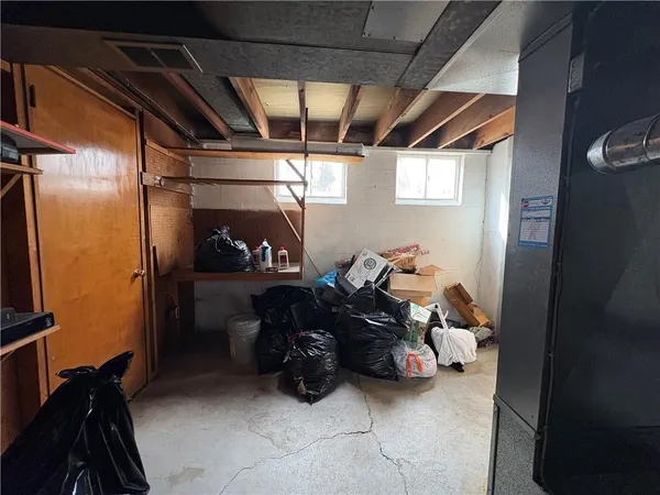 $179,900 | 562 Firethorne Drive, Monroeville, PA 15146