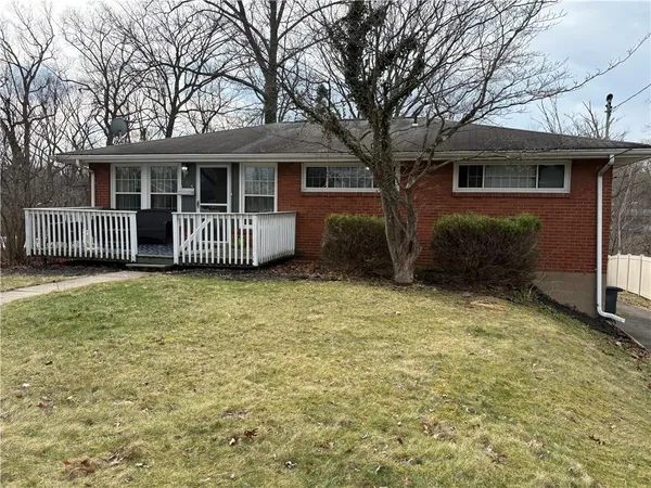 $179,900 | 562 Firethorne Drive, Monroeville, PA 15146
