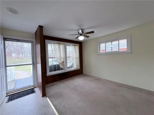 $179,900 | 562 Firethorne Drive, Monroeville, PA 15146