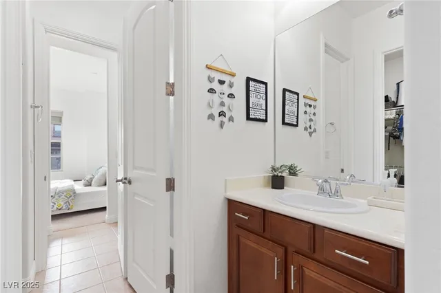 $1,325,000 | 2460 Chateau Napoleon Drive, Henderson, NV 89044