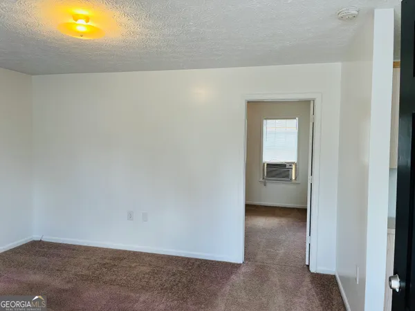 $900 | 42 Robinson Street, Unit A, Newnan, GA 30263