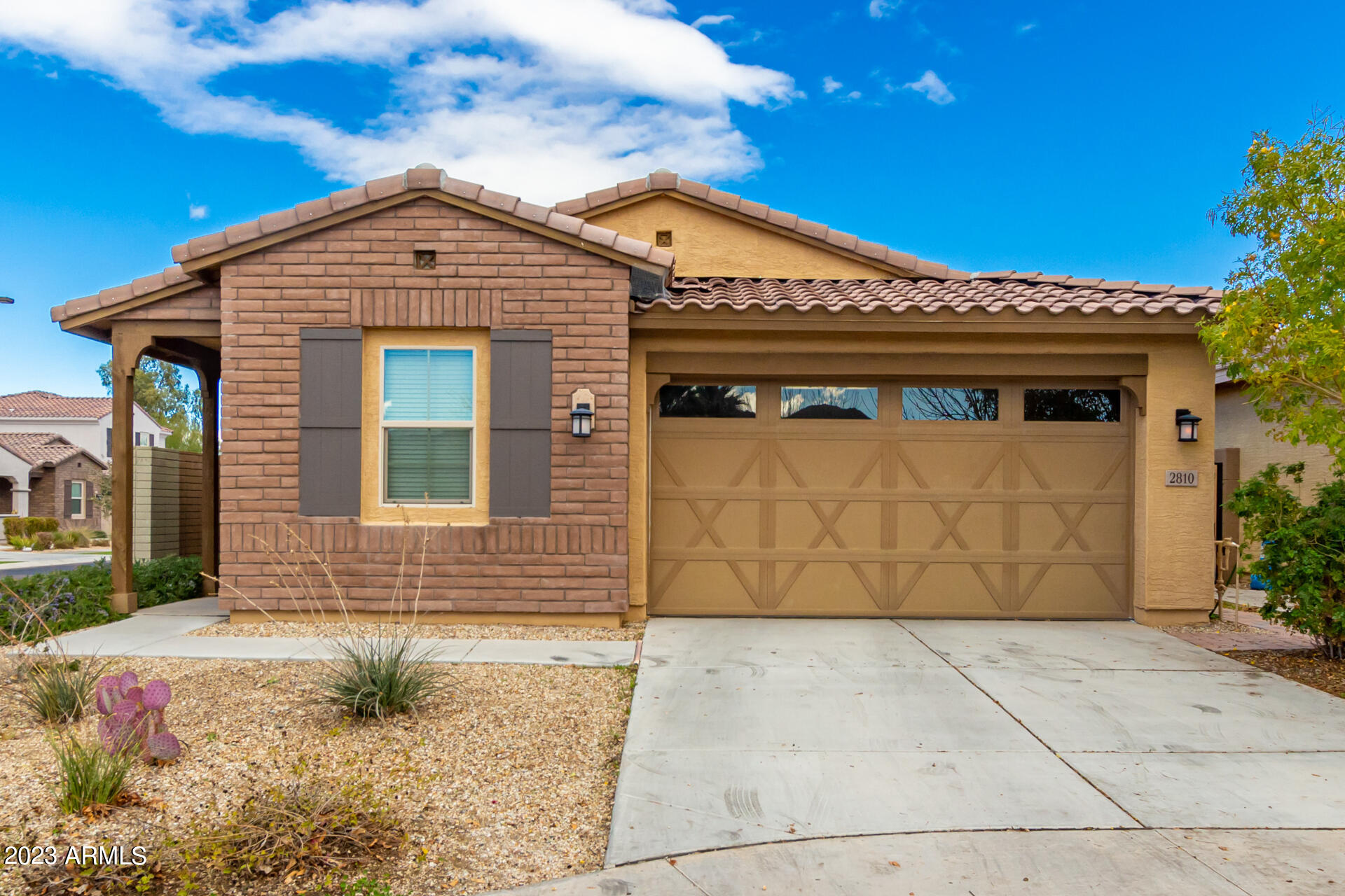 2810 East Fraktur Road Phoenix, AZ 85040 - Photo 1 of 37 0004-3 - Fraktur 2810