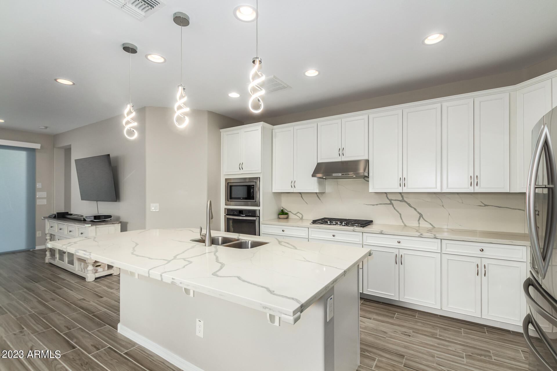 2810 East Fraktur Road Phoenix, AZ 85040 - Photo 15 of 37 0021-21 - Fraktur 2810