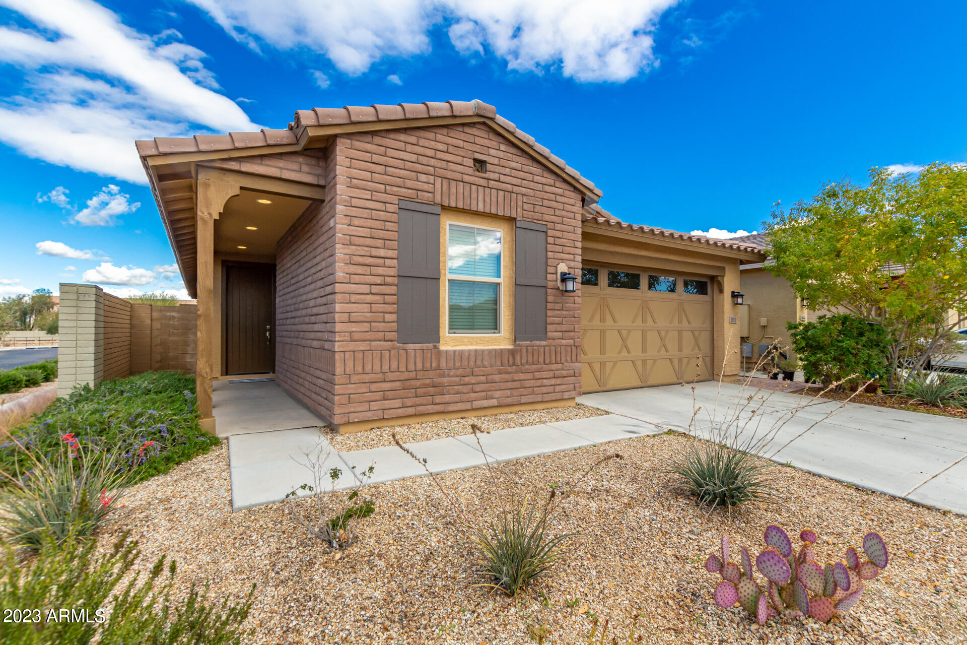2810 East Fraktur Road Phoenix, AZ 85040 - Photo 6 of 37 0007-6 - Fraktur 2810