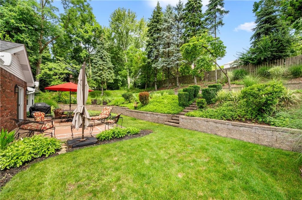 17 Greenwood Road Pittsburgh, PA 15221 - Photo 34 of 38