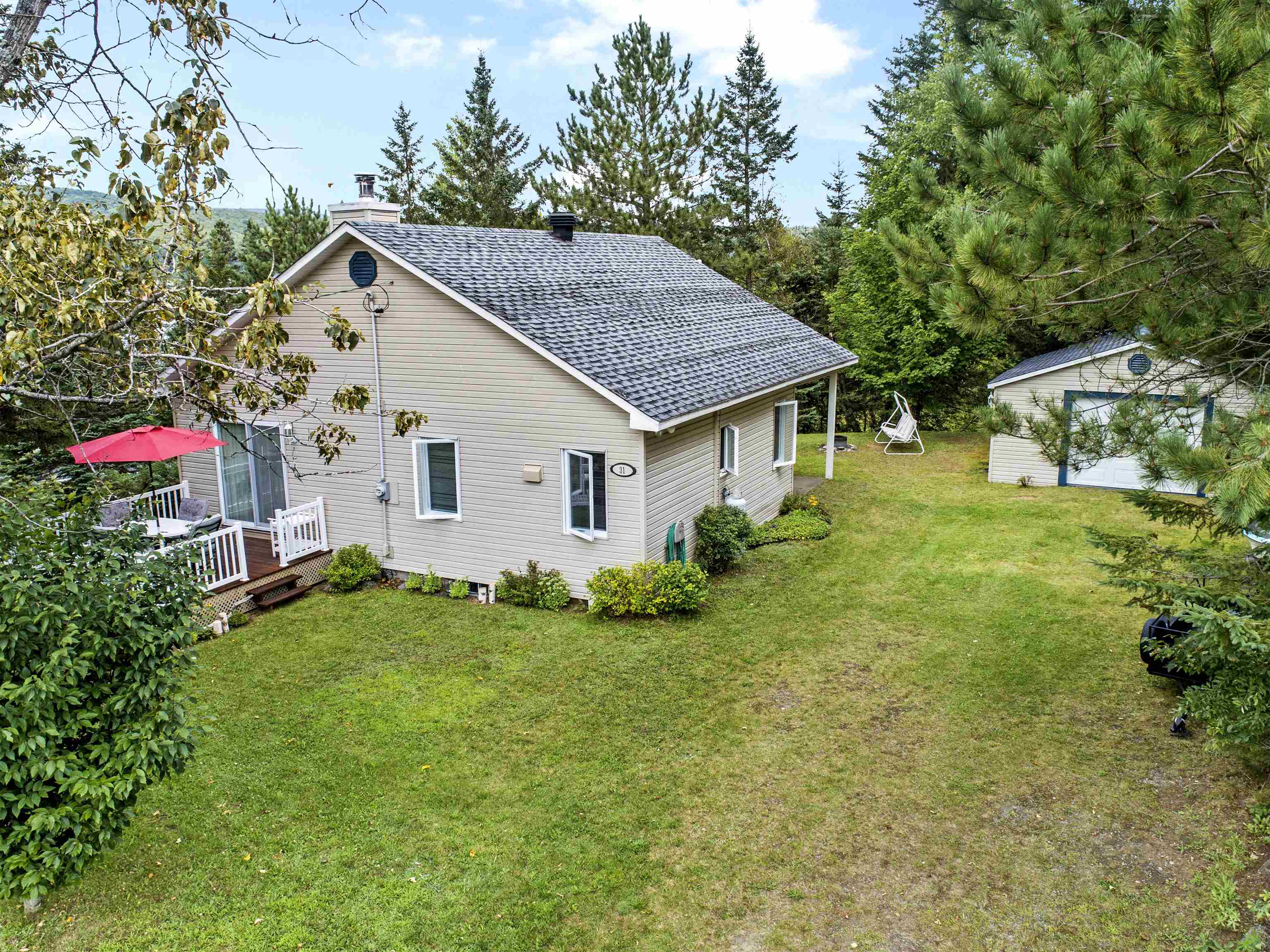31 Fuller Drive Canaan, VT 05903 - Photo 20 of 40