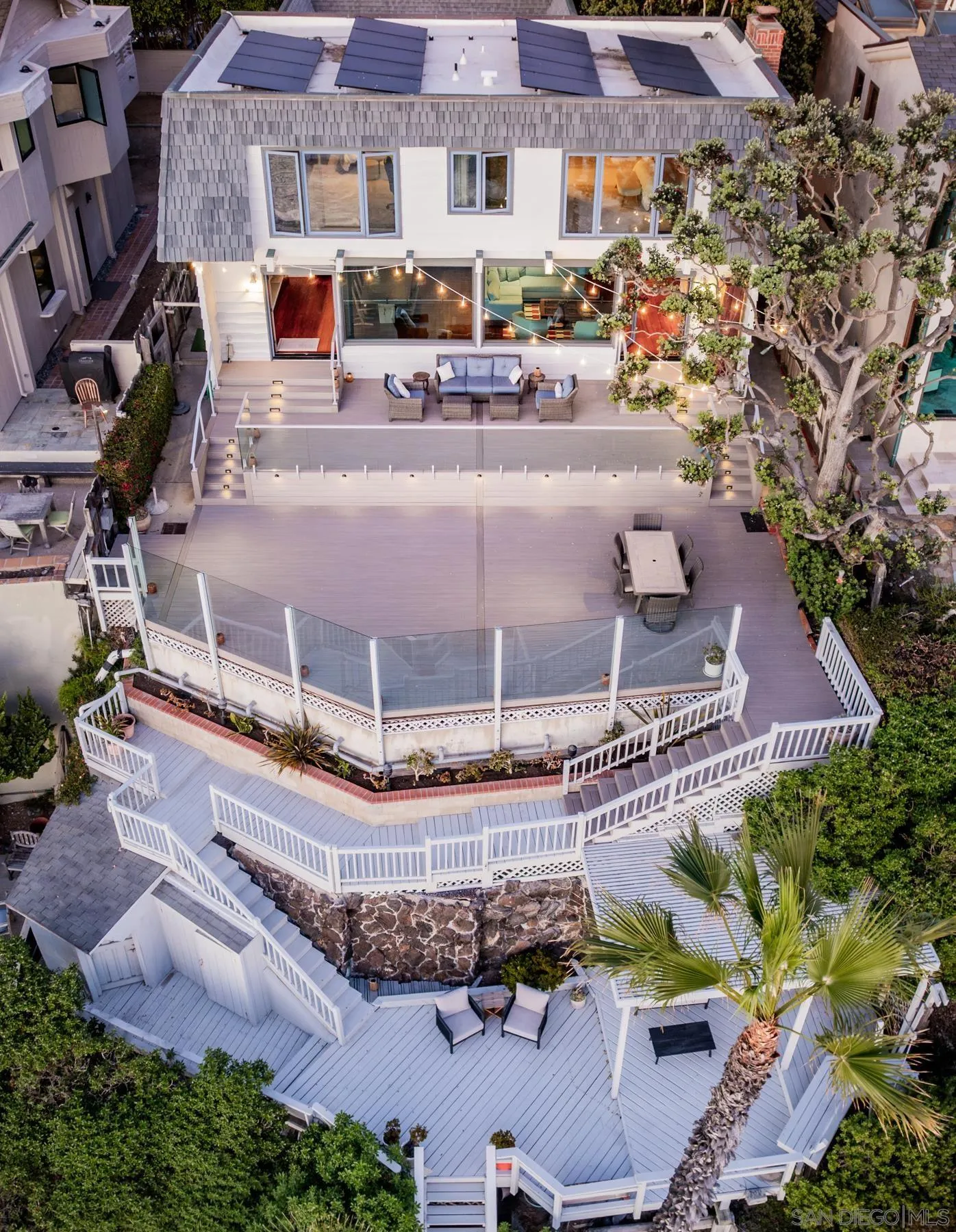 1036 Neptune Avenue Encinitas, CA 92024 - Photo 21 of 34 a city view with tall buildings