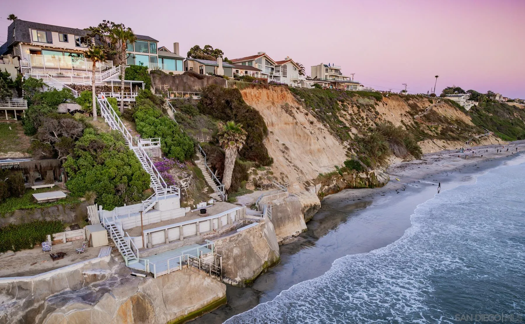 1036 Neptune Avenue Encinitas, CA 92024 - Photo 28 of 34 a view of a city with tall buildings