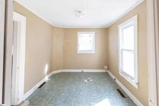 $95,000 | 106 Williams Street, Laurens, SC 29360