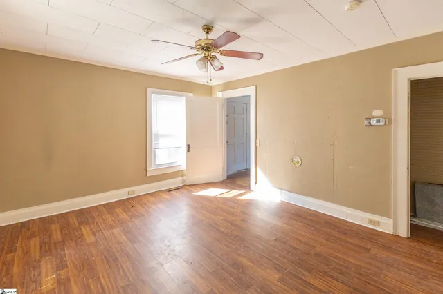 $95,000 | 106 Williams Street, Laurens, SC 29360