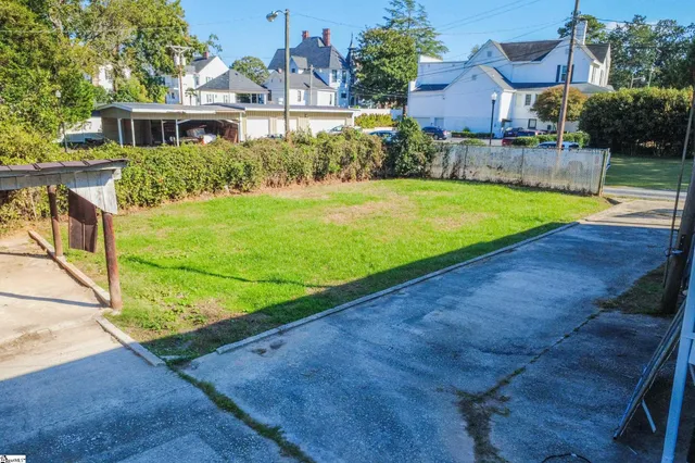 $95,000 | 106 Williams Street, Laurens, SC 29360