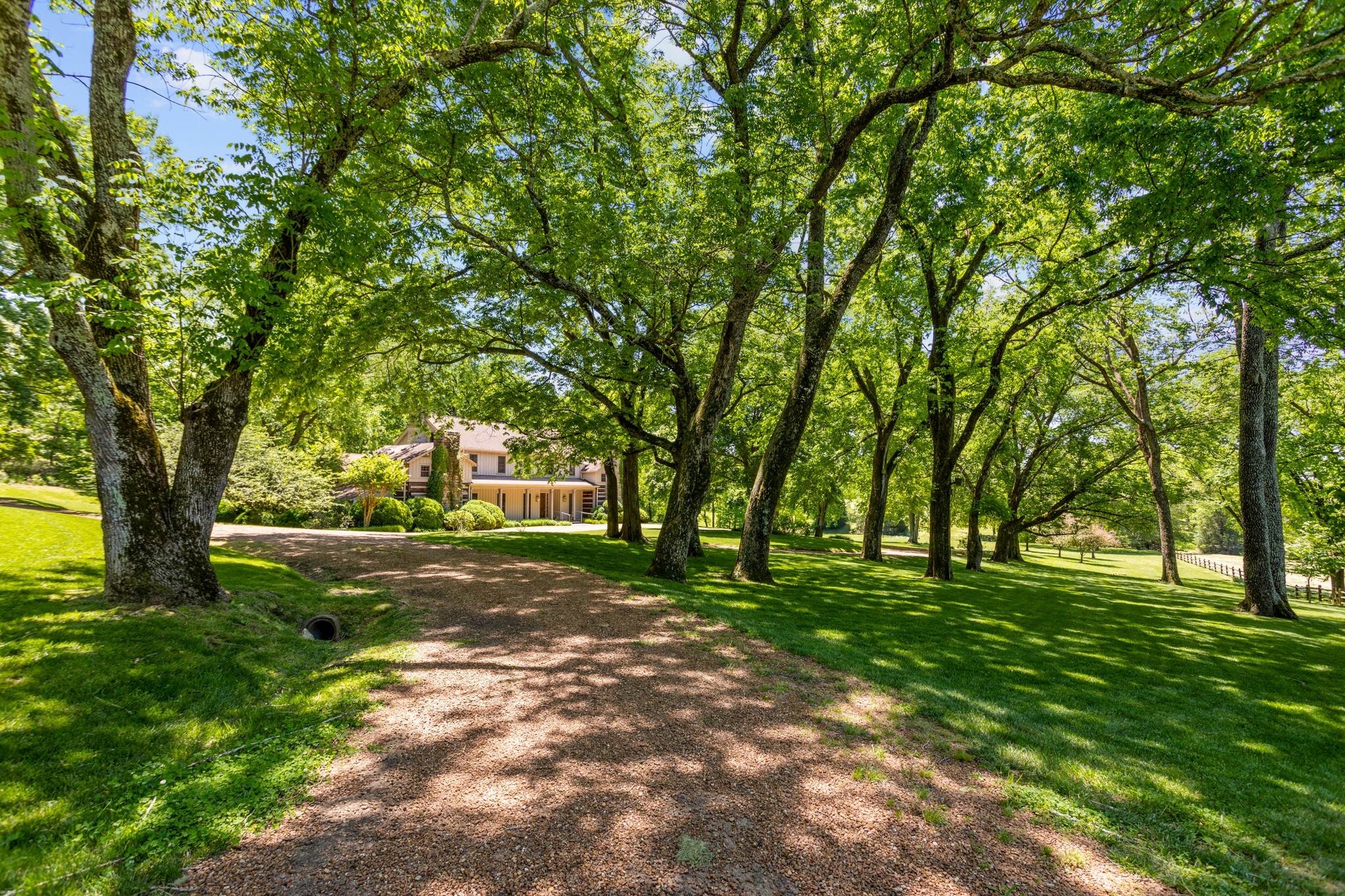 370 Vaughn Road Nashville, TN 37221 - Photo 20 of 27 a view of a park with large trees
