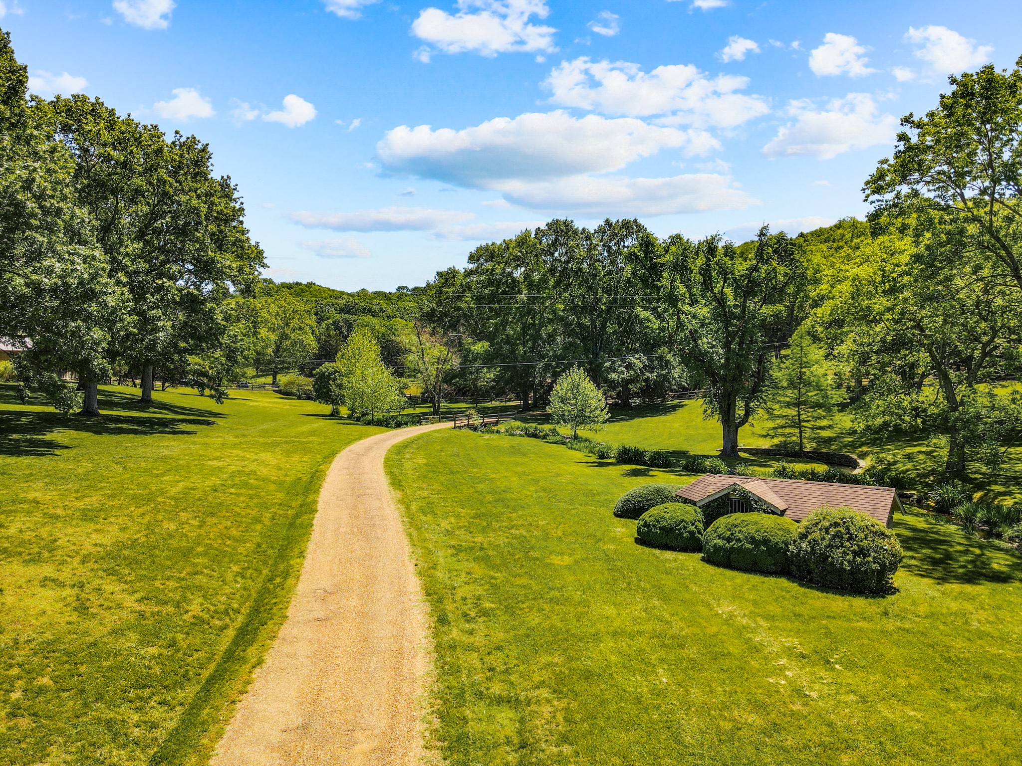 370 Vaughn Road Nashville, TN 37221 - Photo 22 of 27 a view of swimming pool with garden