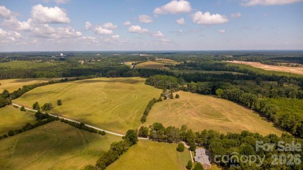 3545 Ernandez Road Richburg, SC 29729 - Photo 8 of 21 Gallery Image 8