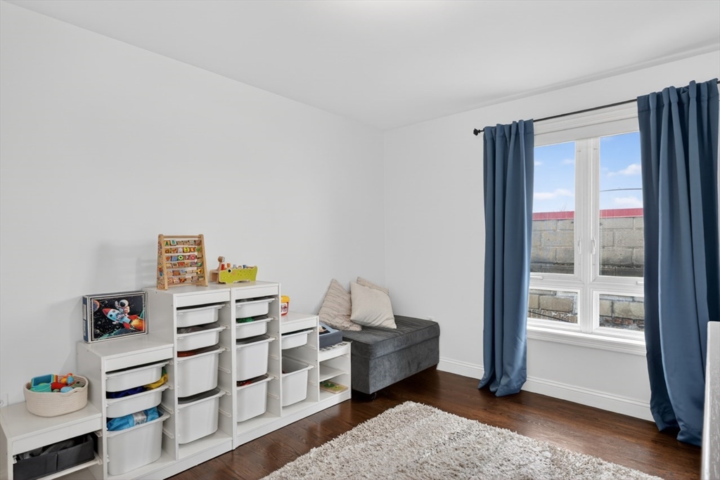 24 Arsenal Street, Unit 2D Watertown, MA 02472 - Photo 15 of 21