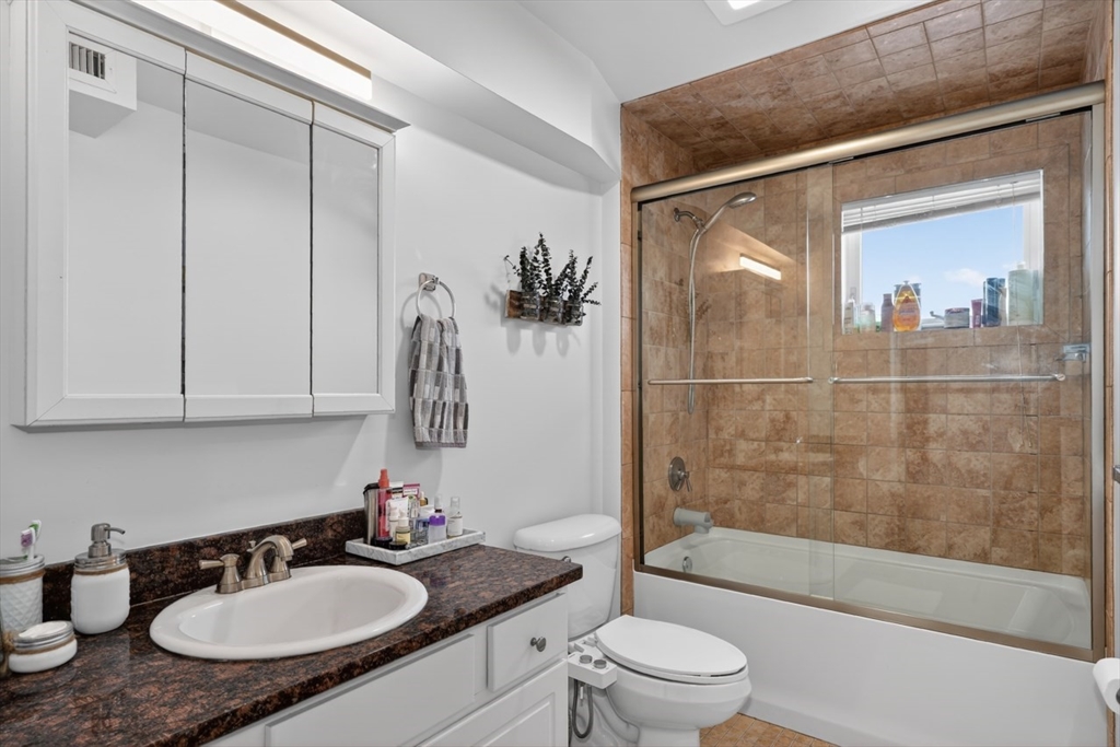 24 Arsenal Street, Unit 2D Watertown, MA 02472 - Photo 16 of 21