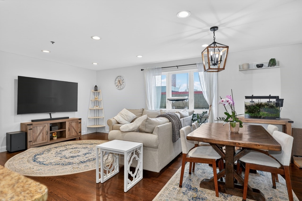 24 Arsenal Street, Unit 2D Watertown, MA 02472 - Photo 4 of 21