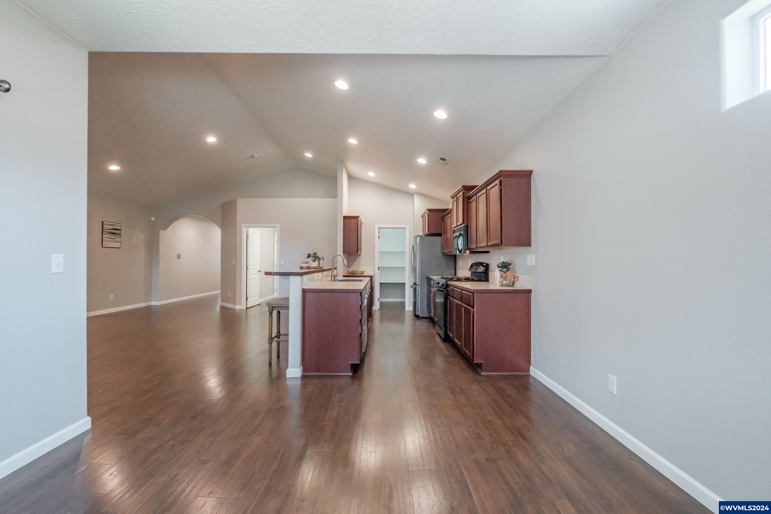 2668 Oak Ridge Street Northwest Albany, OR 97321 - Photo 20 of 42 Gallery Image 20
