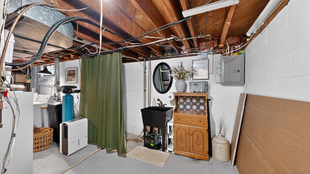 416 Smith Street Spring Valley, MN 55975 - Photo 34 of 43