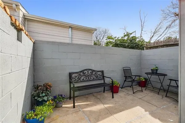 $1,700 | 627 Milan Street, New Orleans, LA 70115