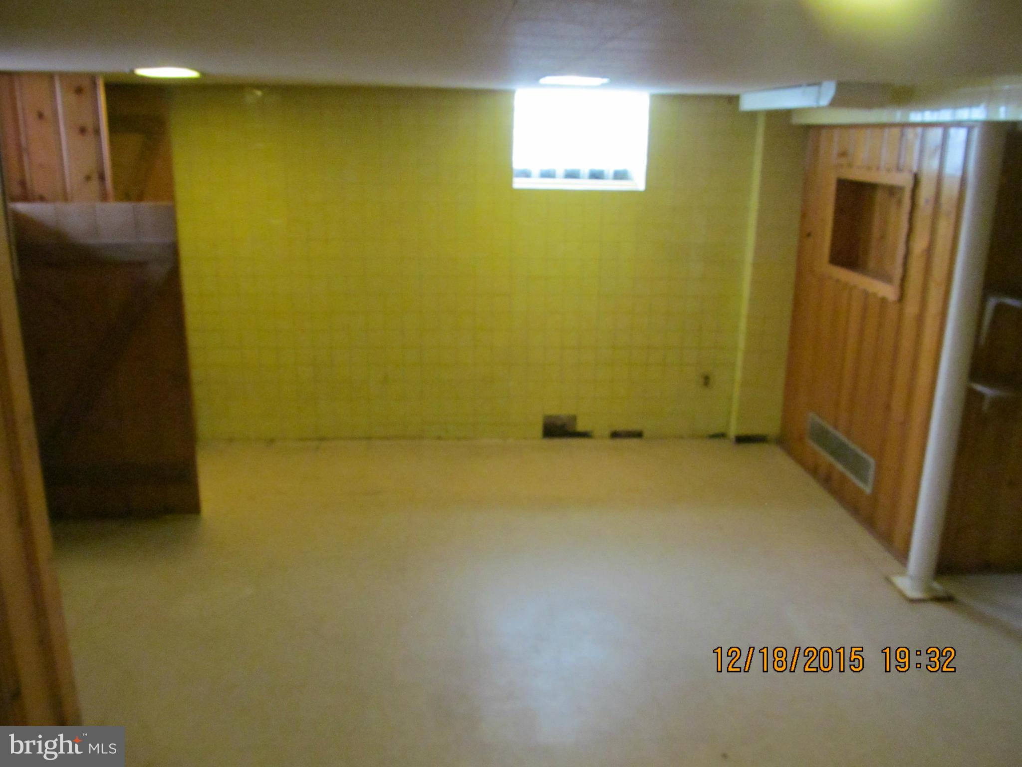 5472 Addington Road Baltimore, MD 21207 - Photo 5 of 16 Interior (General)