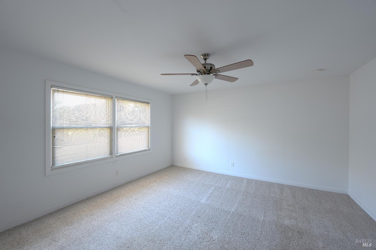 20 Taylor Street San Rafael, CA 94901 - Photo 18 of 22 an empty room with a window