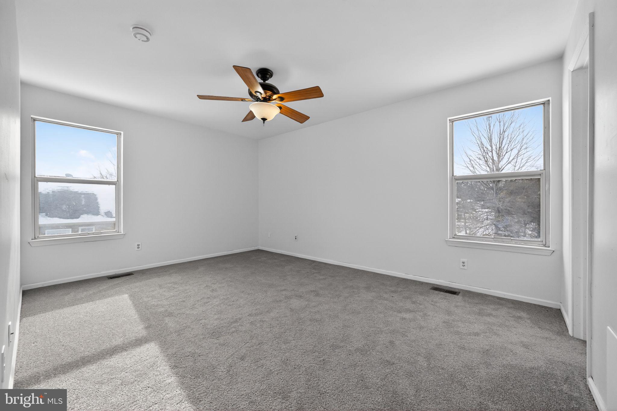 1868 Sunrise Way Jamison, PA 18929 - Photo 17 of 30