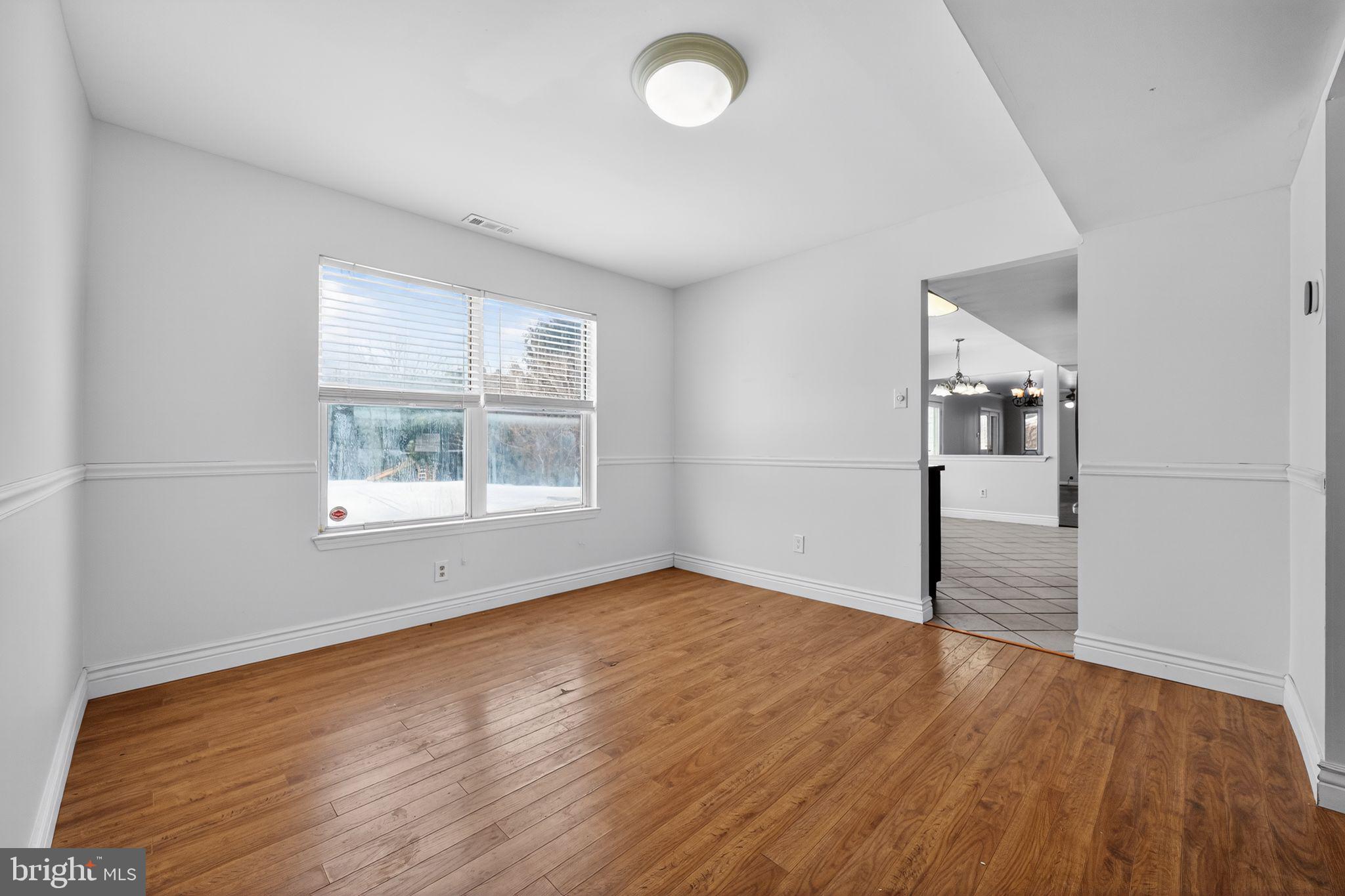 1868 Sunrise Way Jamison, PA 18929 - Photo 5 of 30