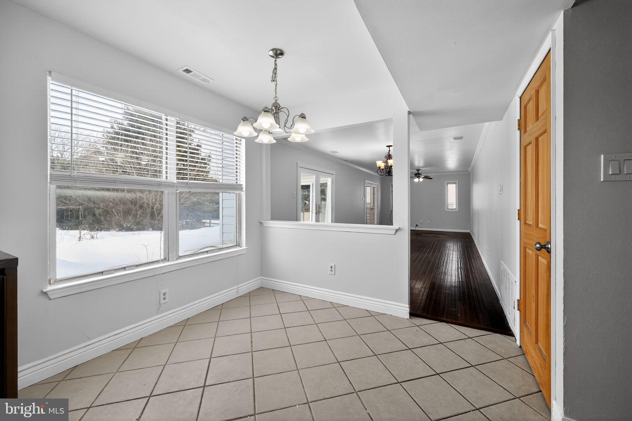 1868 Sunrise Way Jamison, PA 18929 - Photo 9 of 30