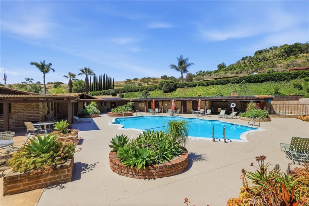 4729 Vía Tala Fallbrook, CA 92028 - Photo 39 of 51 Community Pool