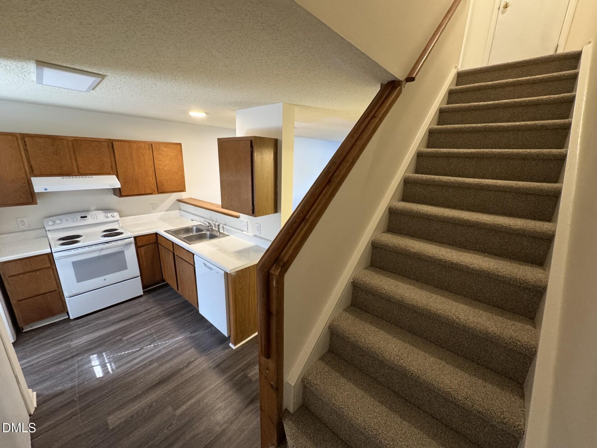 2902 Faversham Place Raleigh, NC 27604 - Photo 10 of 20 Stairs 2