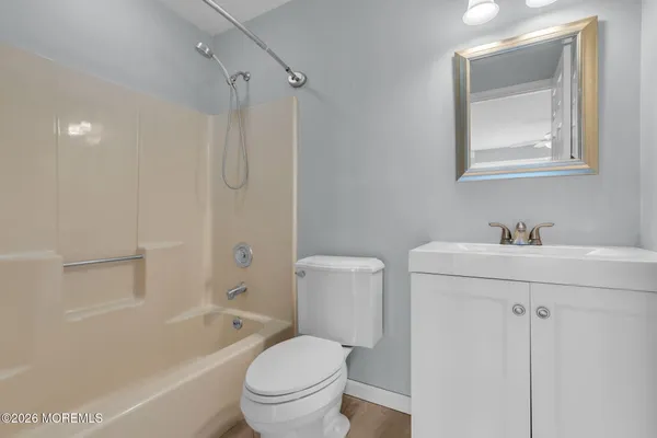 $4,000 | 148 Ambassador Drive, Unit 1054, Red Bank, NJ 07701