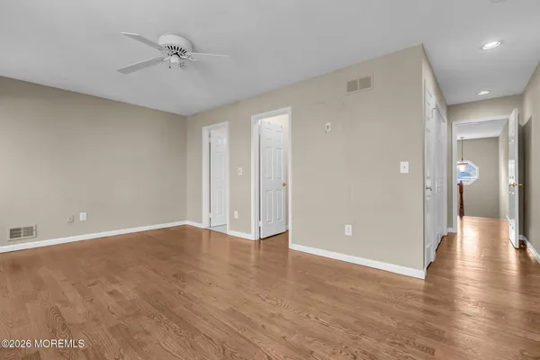 $4,000 | 148 Ambassador Drive, Unit 1054, Red Bank, NJ 07701