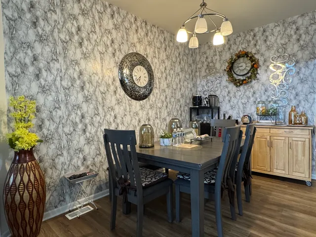 $309,900 | 997 Regent Drive, Matteson, IL 60443