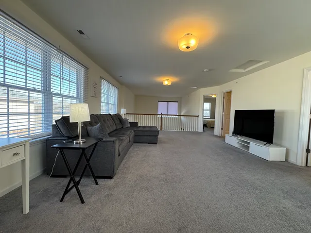 $309,900 | 997 Regent Drive, Matteson, IL 60443