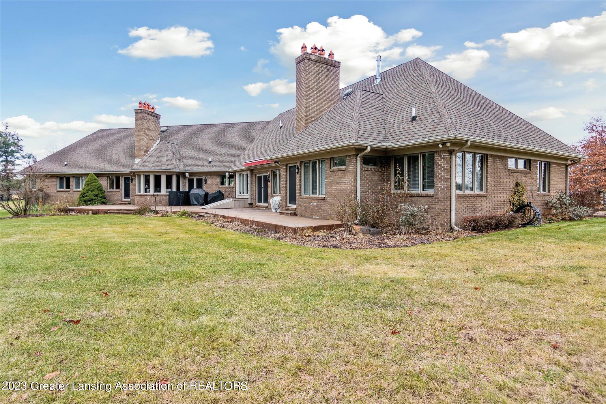 7571 Beard Road Avoca, MI 48006 - Photo 4 of 88 02-7571-Beard-Rd-Avoca-MI-48006-WindowSt