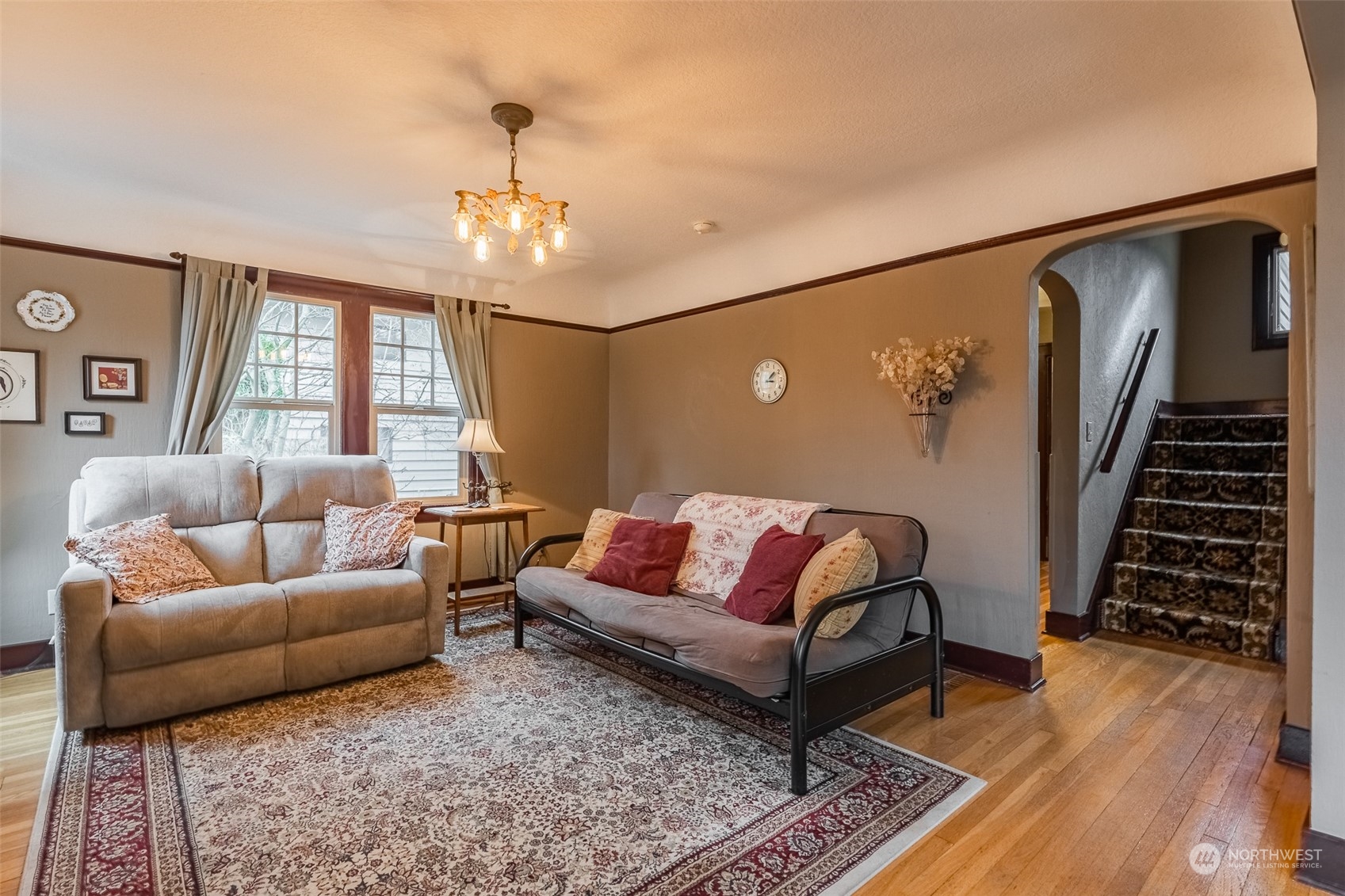 2212 Broadway Bellingham, WA 98225 - Photo 6 of 40 a living room with furniture and wooden floor