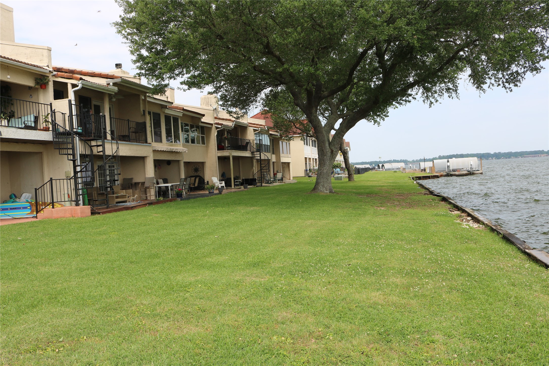 17 Regency Point Conroe, TX 77356 - Photo 32 of 38 Common area along water front