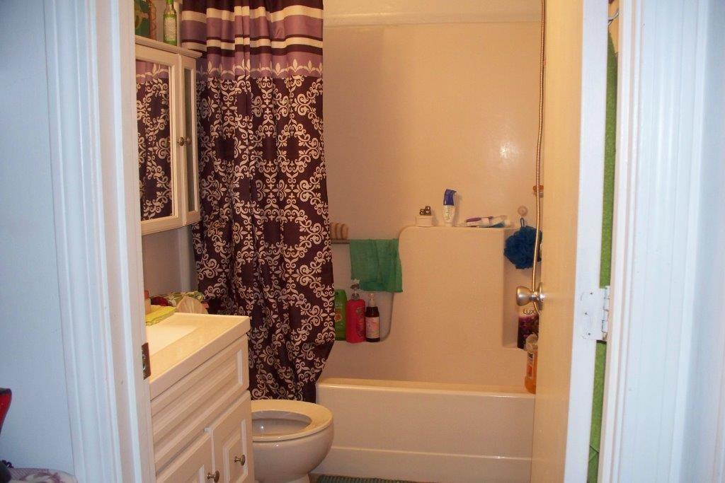 1 Crestwood Drive, Unit 22 Springvale, ME 04083 - Photo 20 of 27 Photo